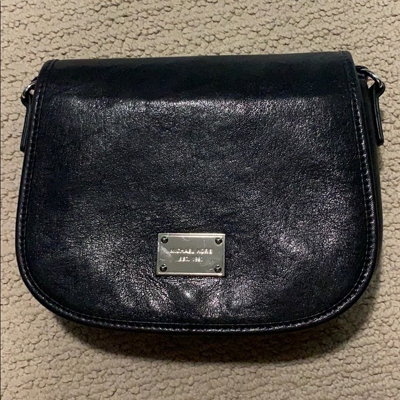 Michael Kors purse - Picture 1 of 2